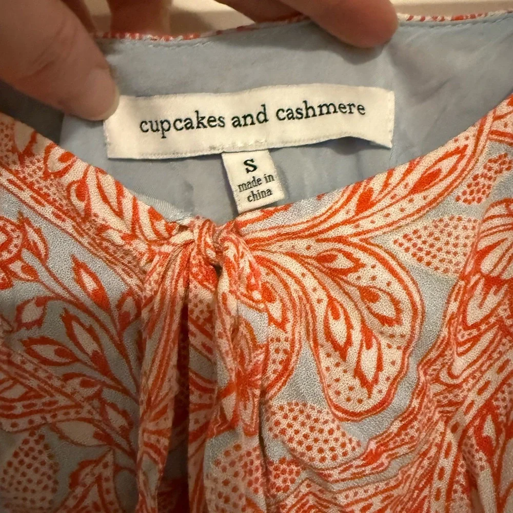Cupcakes & Cashmere Orange and White Paisley Romper Size Small